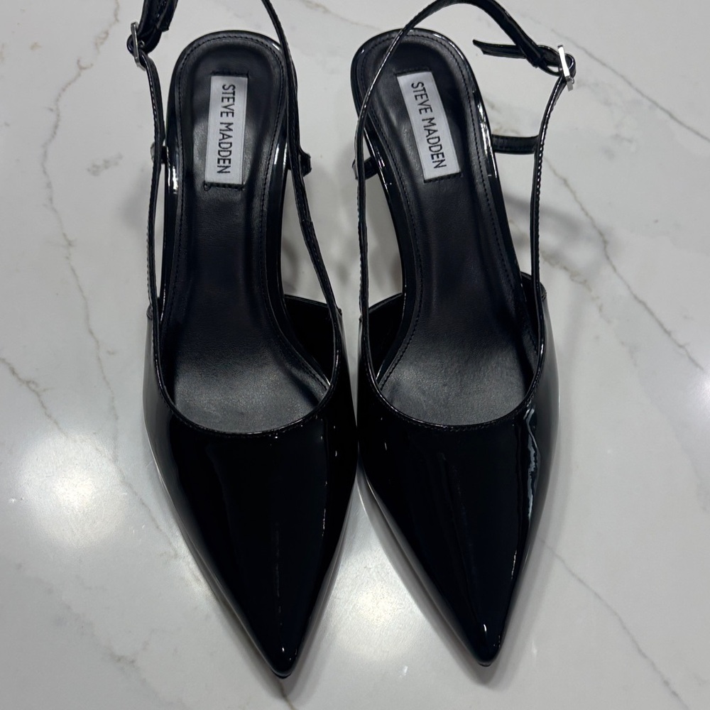 Steve Madden Black Patent Pointed Slingback Pumps - Picture 3 of 12
